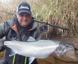 Read more about the article Lamiglas “The Closer” Center Pin Float Rod